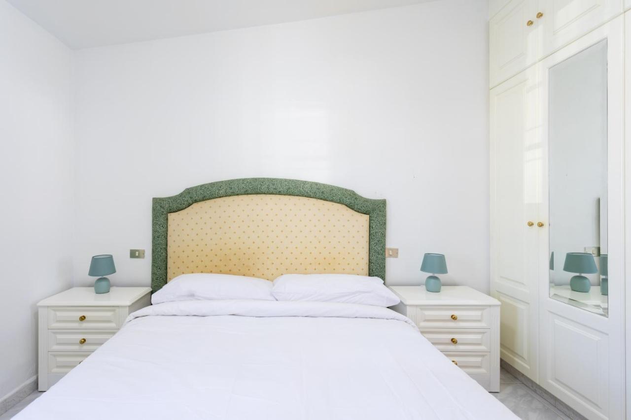 Ferienwohnung Live Playa Chica Abades Abades  Exterior foto